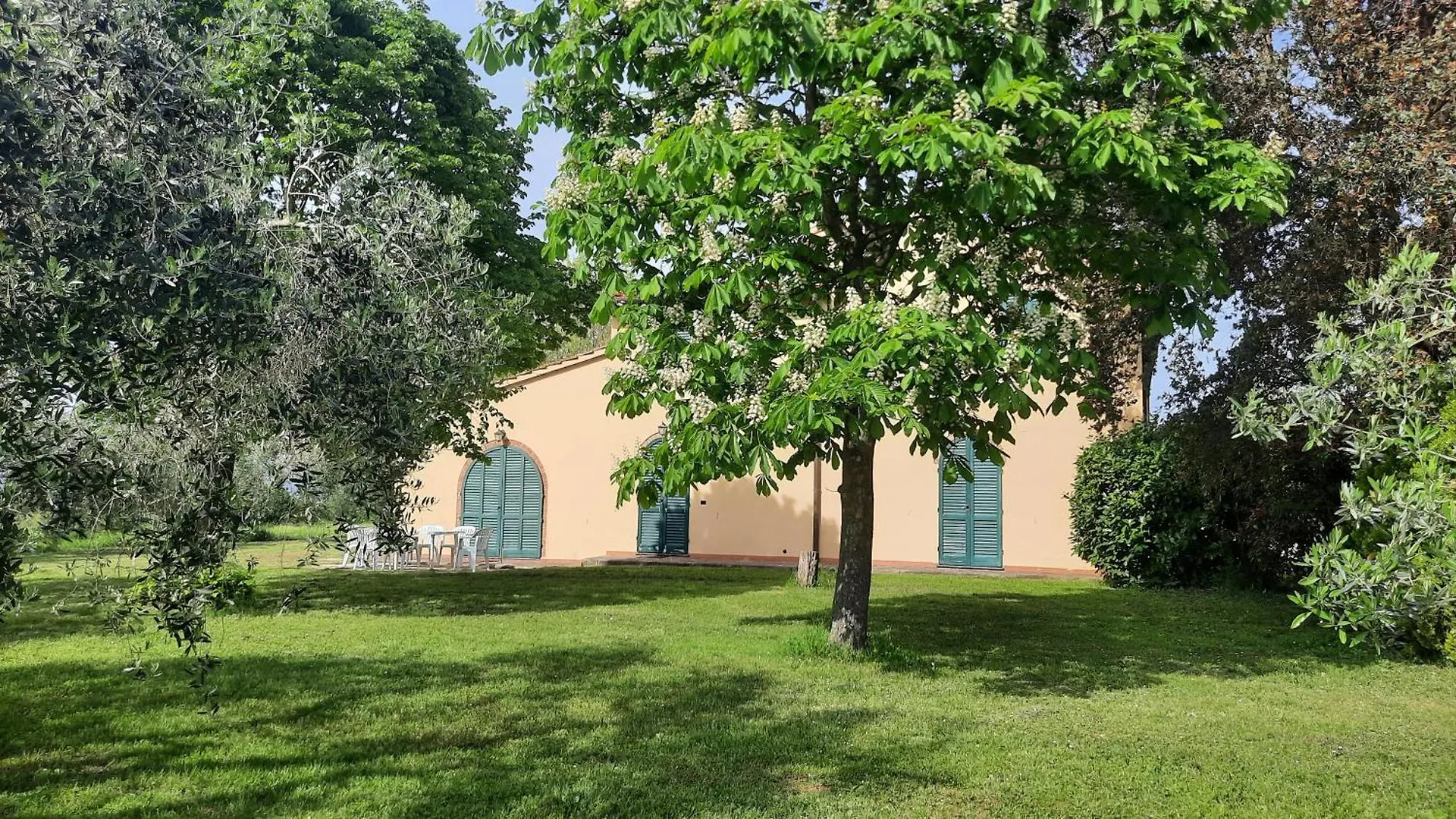 Holiday home Podere Il Cerrone App Romilda Con Piscina Fauglia